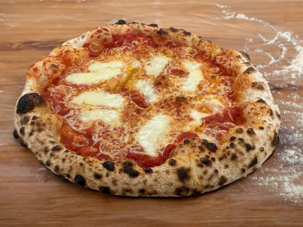 Bild Pizza Selbstgebacken